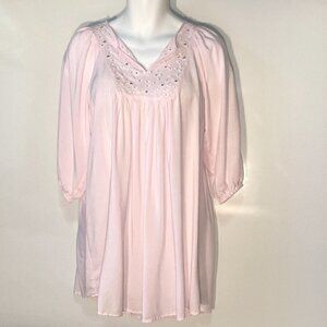 Chelsea & Theodore SZ M Light pink cotton shift  with silver stud details